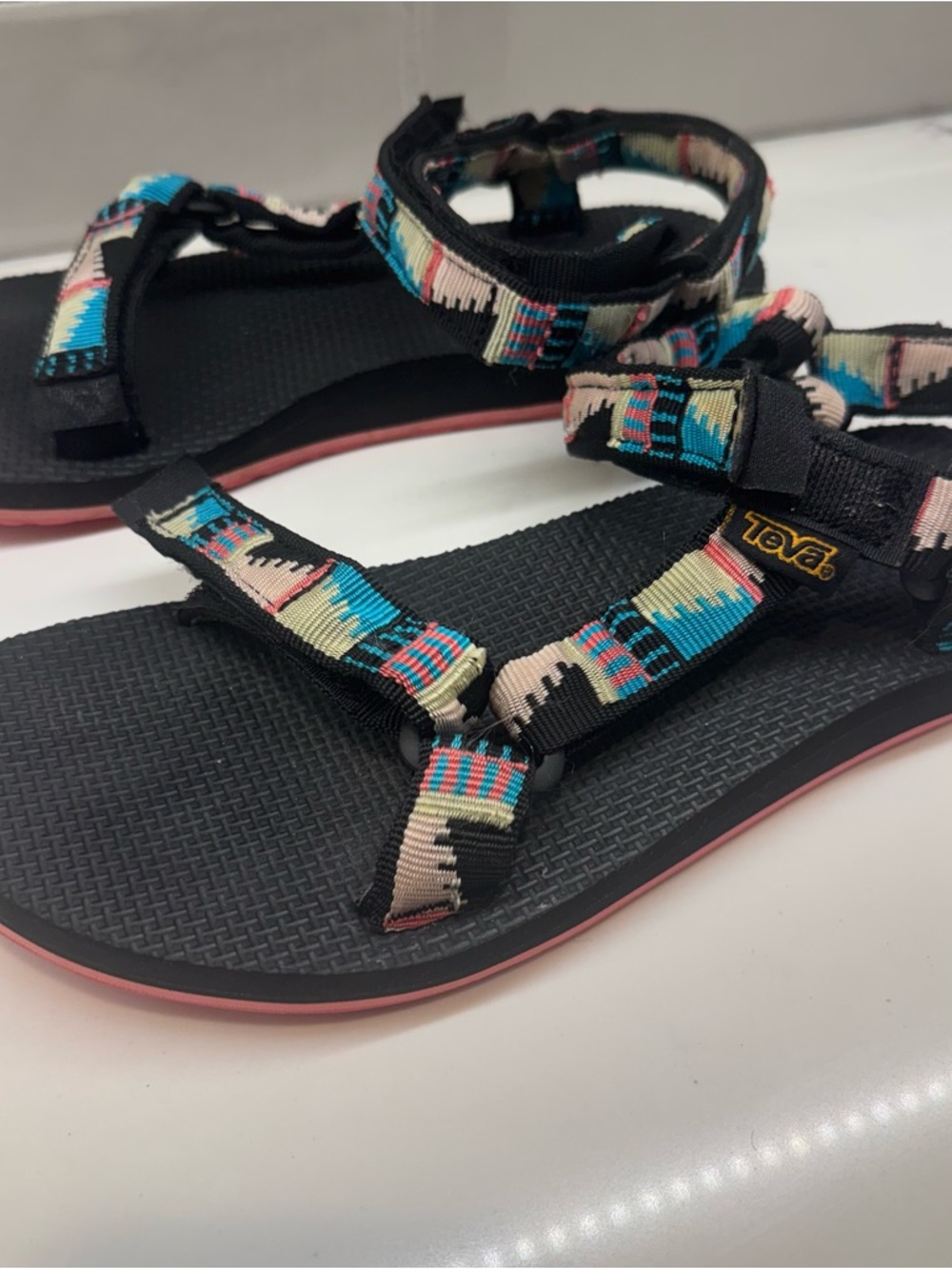 Teva Original Universal Sandals Geometric Print Black Pink Women’s Size 8 - Picture 4 of 9